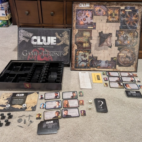 Game of Thrones Clue Board Game by Hasbro - Picture 2 of 8